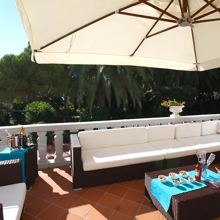 Villa Paradiso *