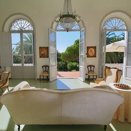 Paradiso Villa *