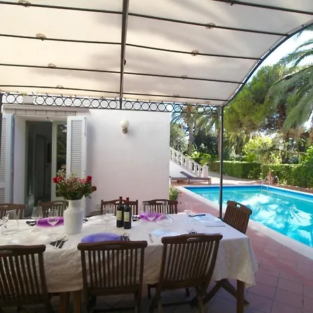 Villa Paradiso *